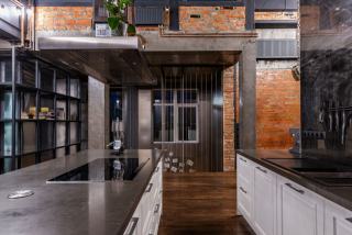 Cuisine industrielle, comment réussir le style loft chez soi